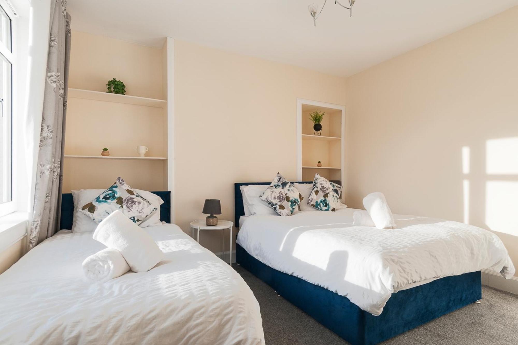 2 Bed Property, Sleeps 5, Free Parking, Near City Centre Edinburgh Exterior photo